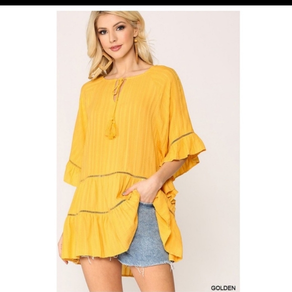BUTTERFLY RUFFLE -GOLDEN PONCHO STYLE TOP- - Picture 2 of 8